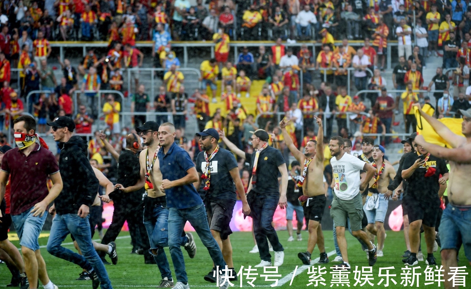 铝间隔条切割机